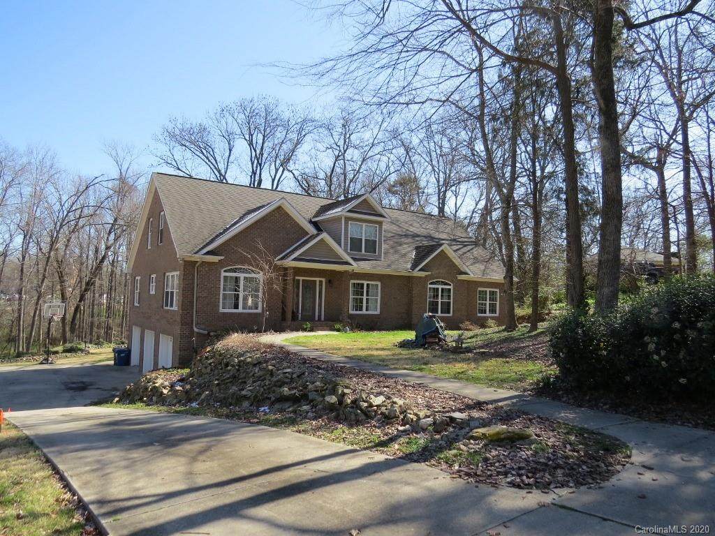 607 Bubbling Well Road - Photo 1