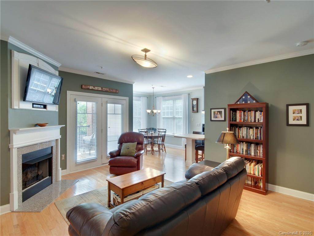 735 Magnolia Avenue - Photo 1