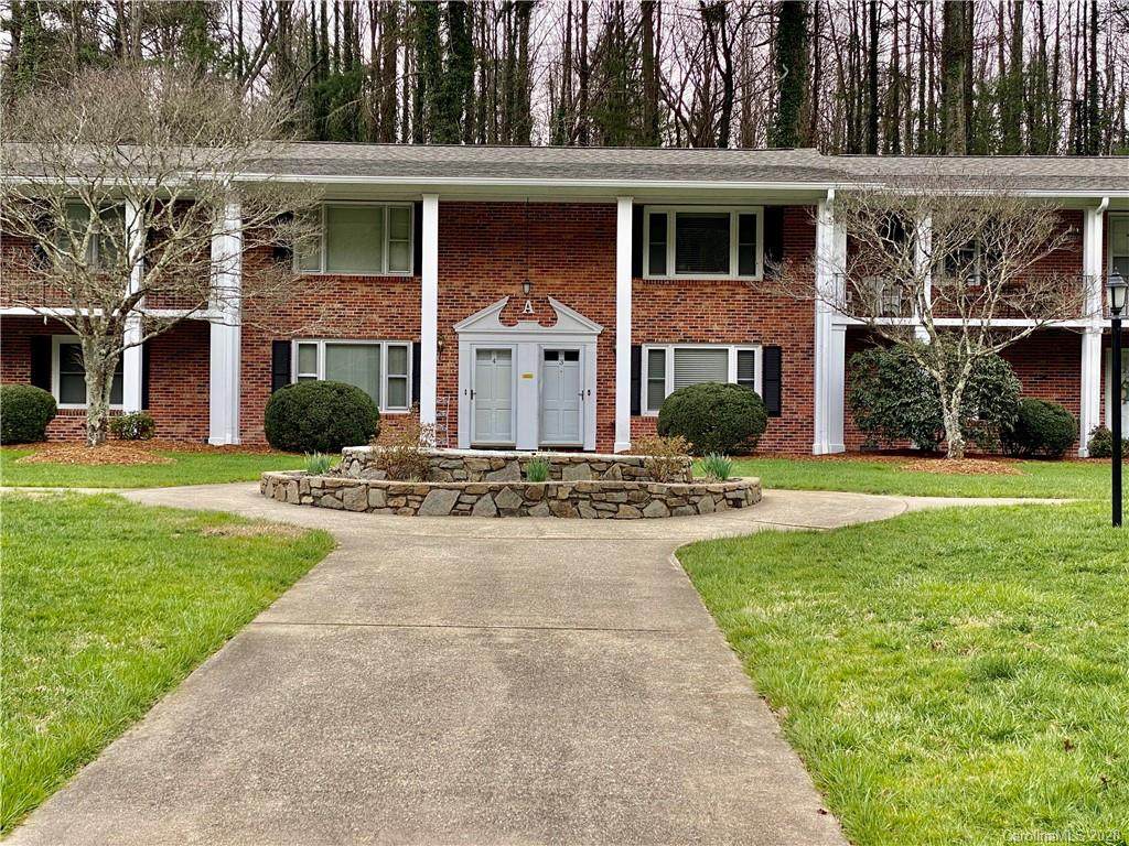 102 Boyd Drive - Photo 1