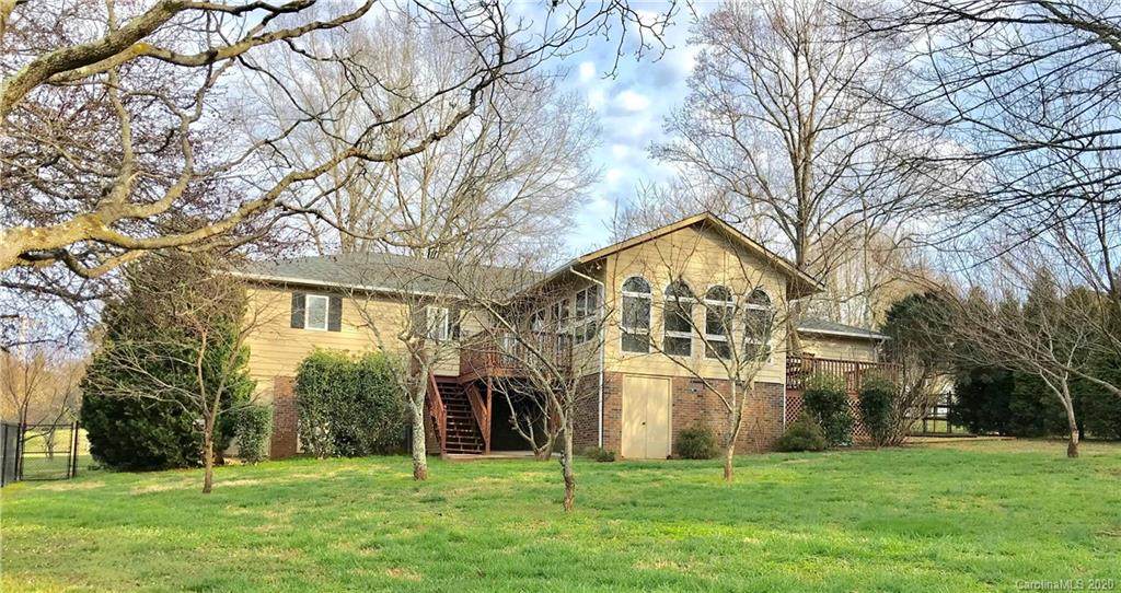 130 Boulder Drive - Photo 1