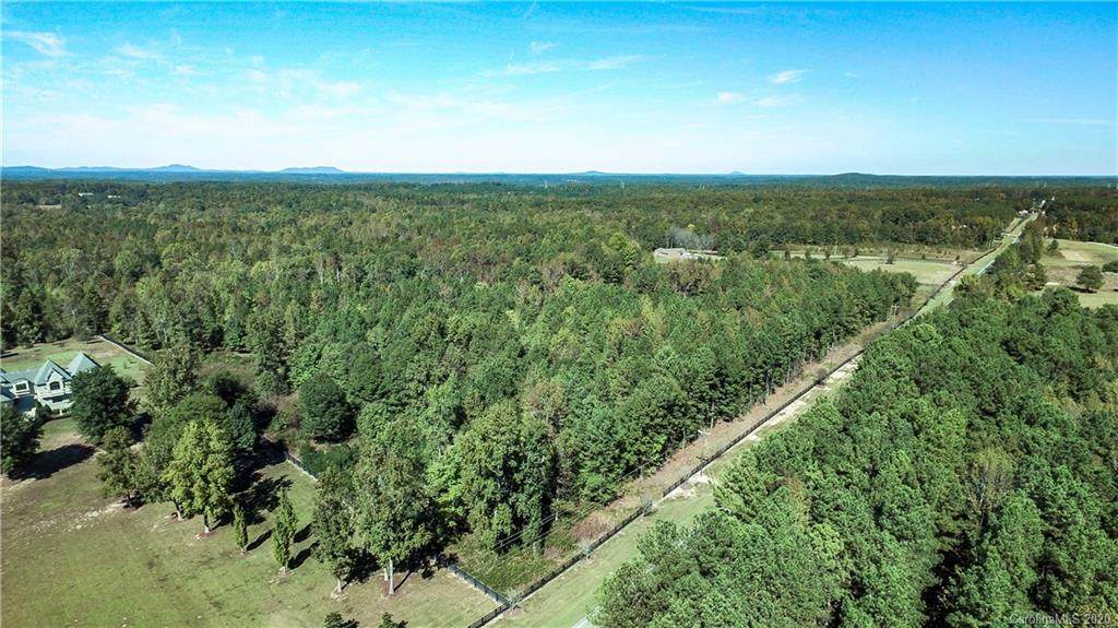 40 Charlotte Highway - Photo 1