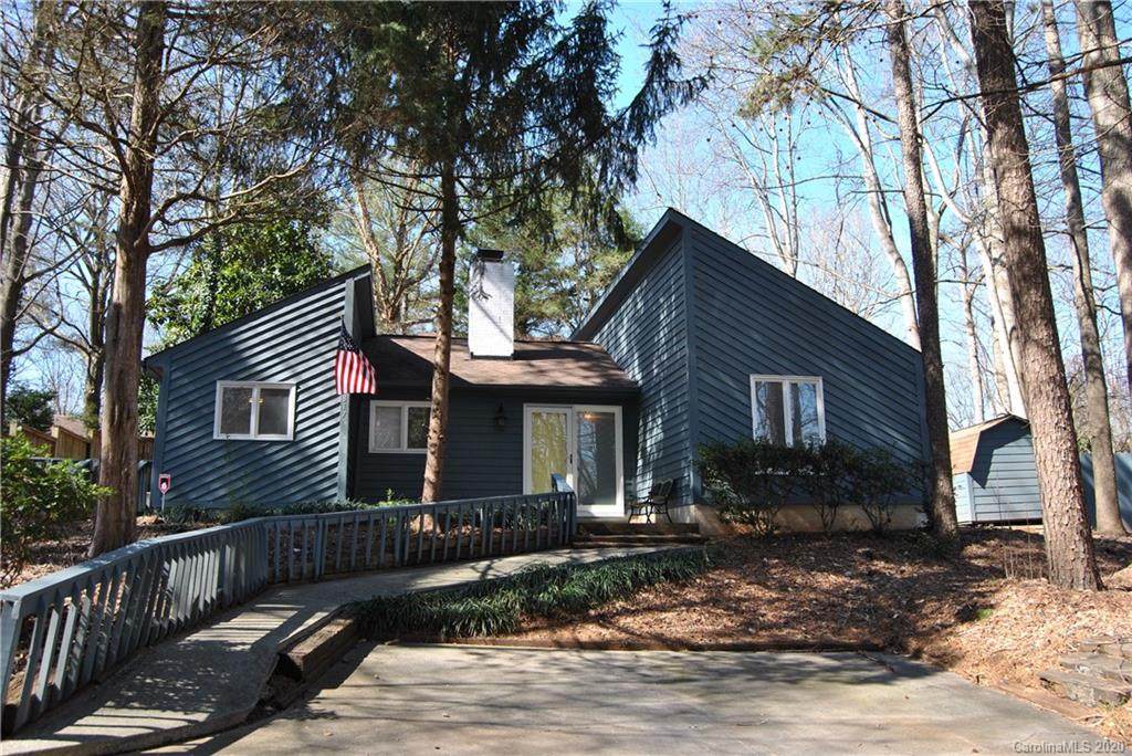 2817 Patio Lane - Photo 1