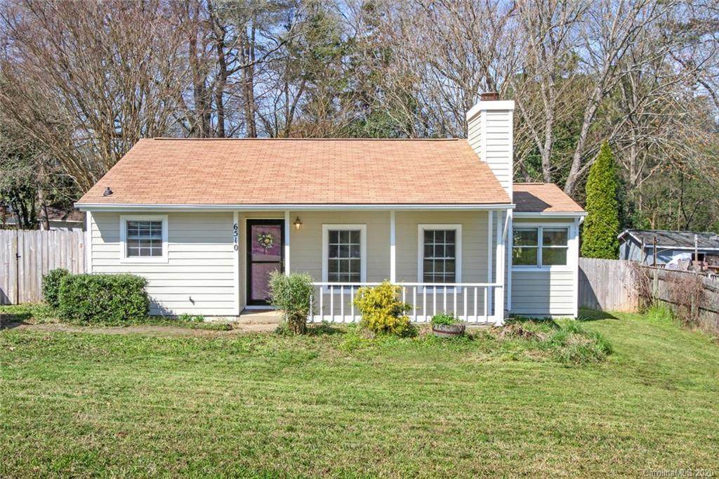 6510 Piney Path Road - Photo 1