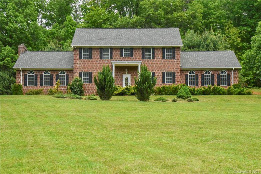 311 Spring Hollow Drive - Photo 1