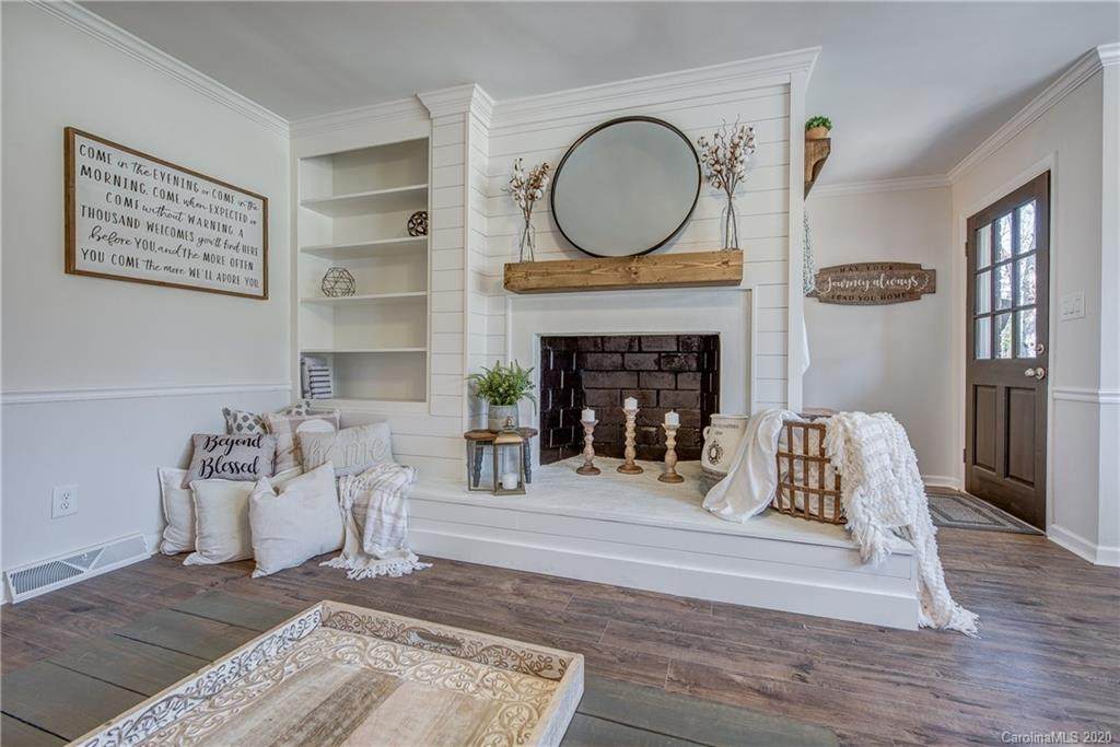 634 Eastwood Drive - Photo 1