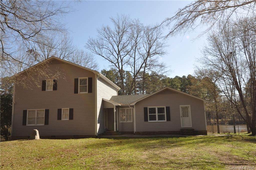 1170 Dogwood Lane - Photo 1