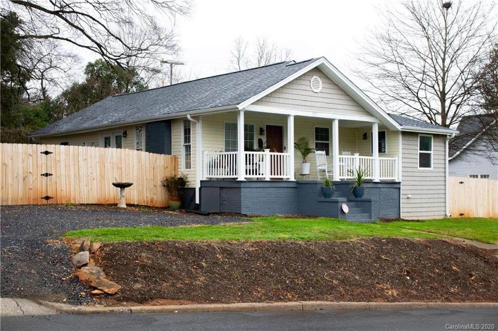 108 Lincoln Street - Photo 1
