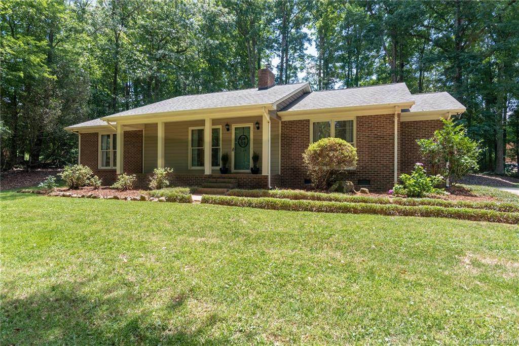 139 Griffin Road - Photo 1