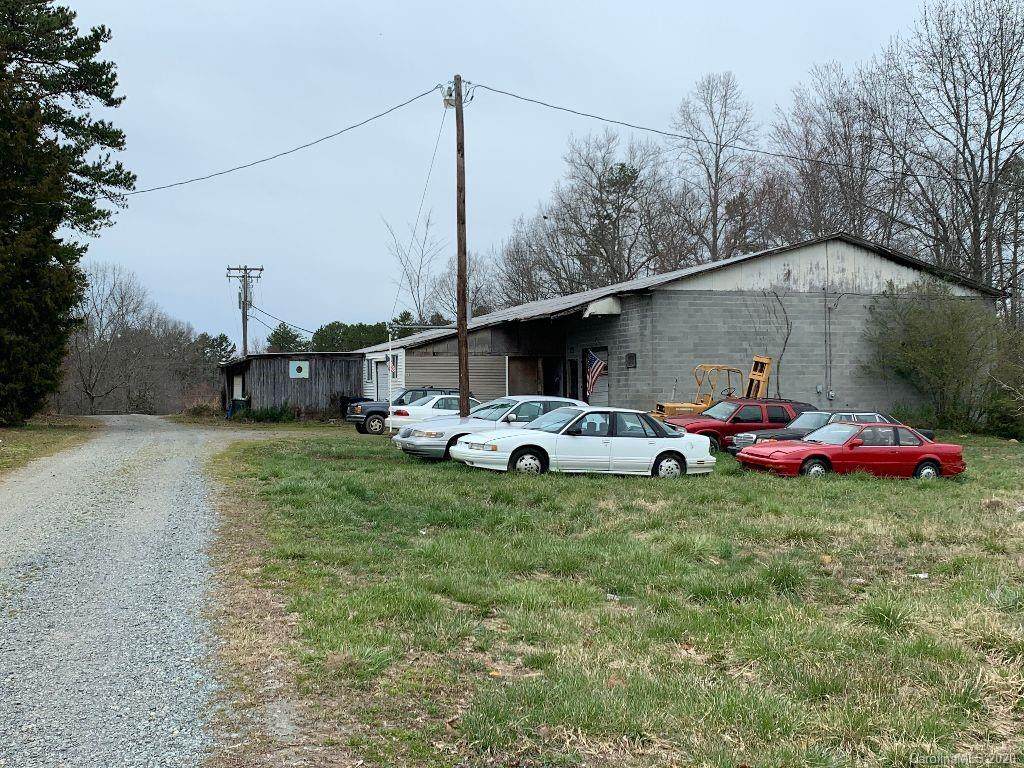 538 Denton Road - Photo 1