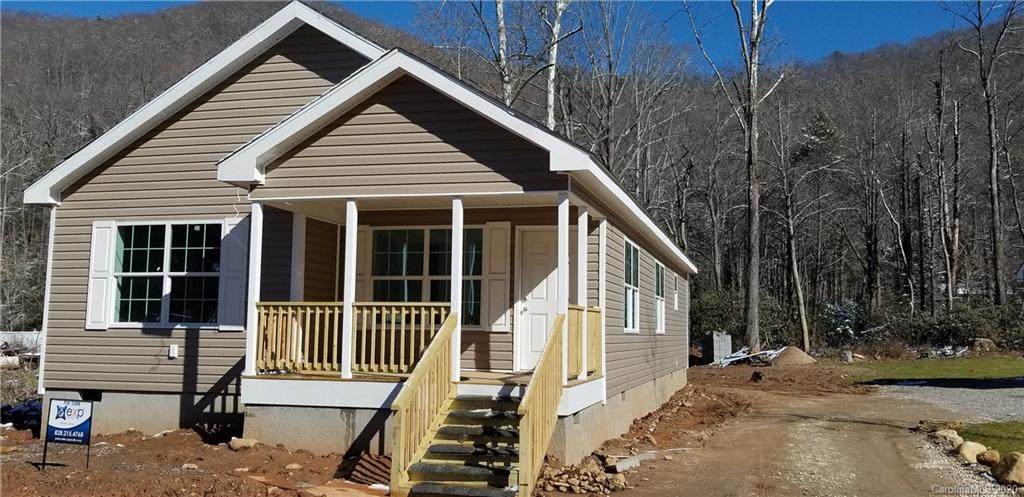 10 Spoonwood Drive - Photo 1