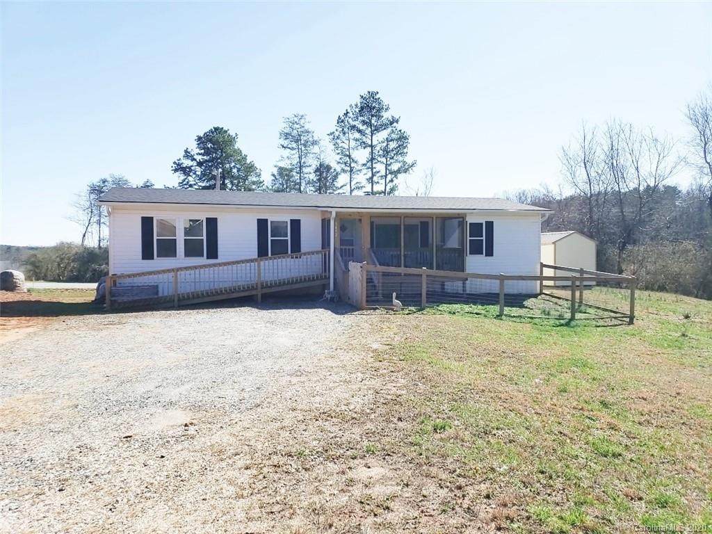 1492 Sandy Plains Road - Photo 1 1492 Sandy Plains Road - Photo 1