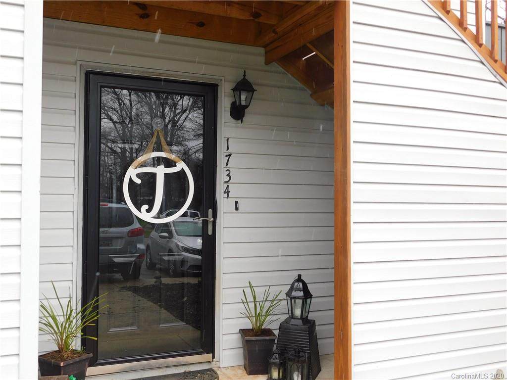 1734 Hunters Trail - Photo 1