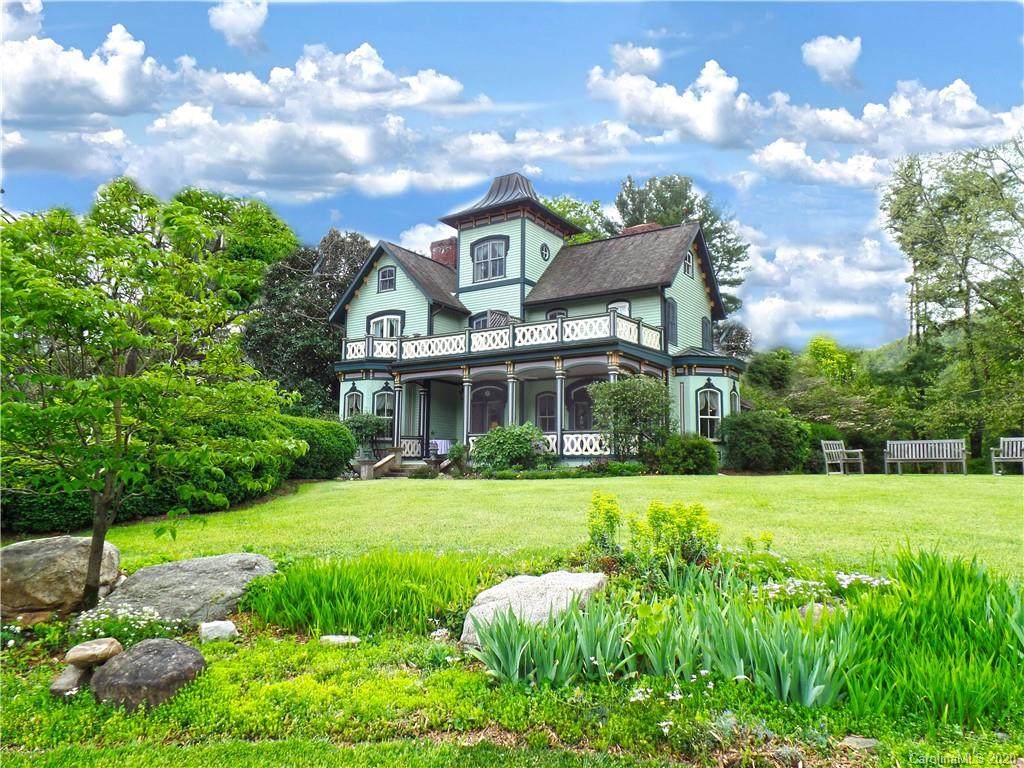 204 Lawson Street - Photo 1