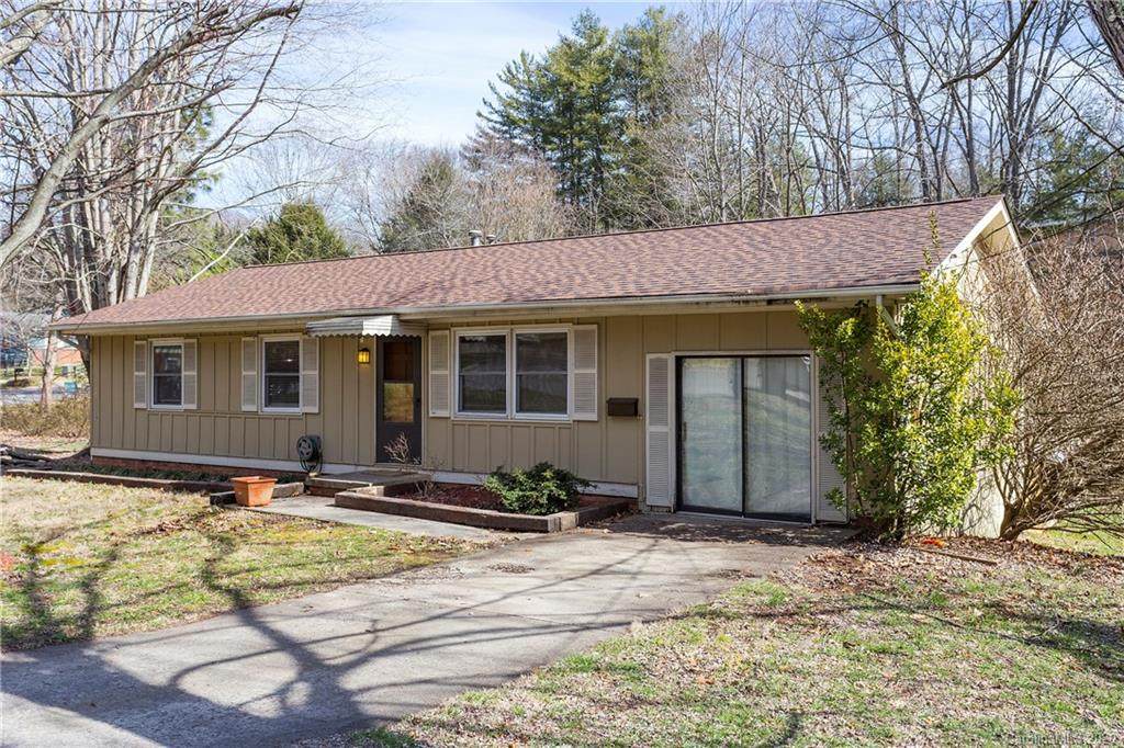 28 Lancelot Lane - Photo 1