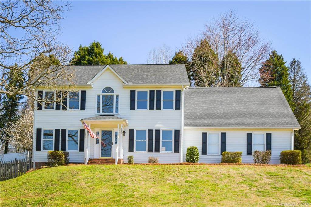 305 Meadow Green Drive - Photo 1