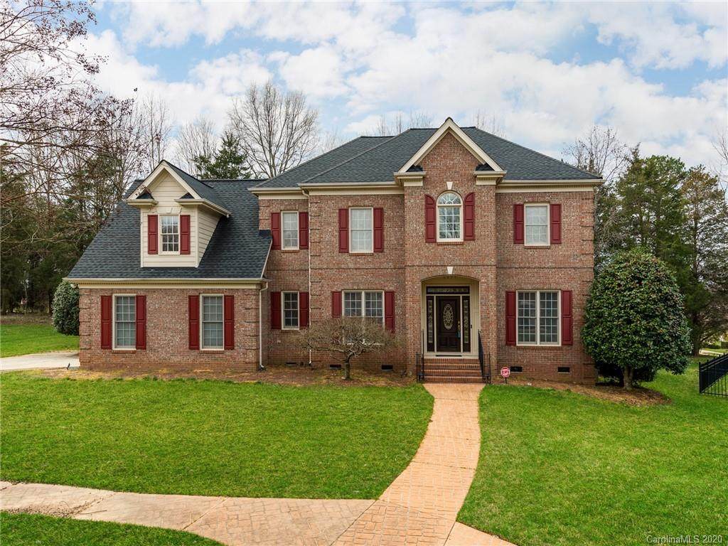 6204 Glengarrie Lane - Photo 1