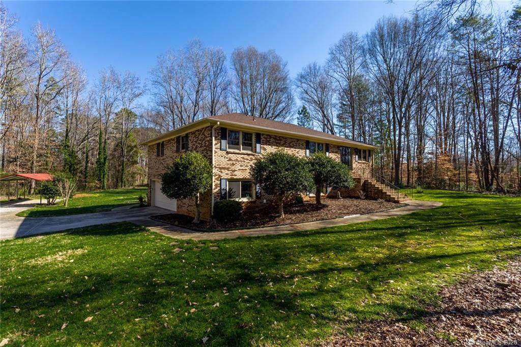 116 Royal Oaks Lane - Photo 1