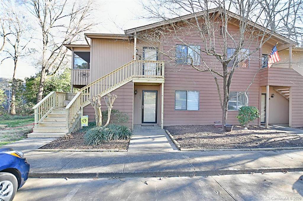 1623 Cedarview Court - Photo 1