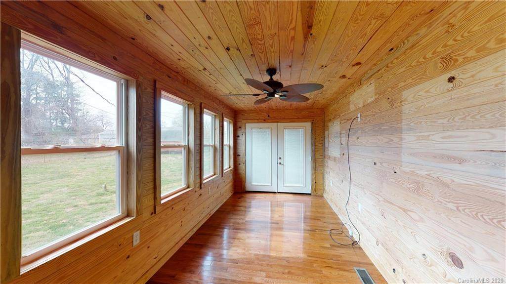 315 Pruitt Houser Street - Photo 1