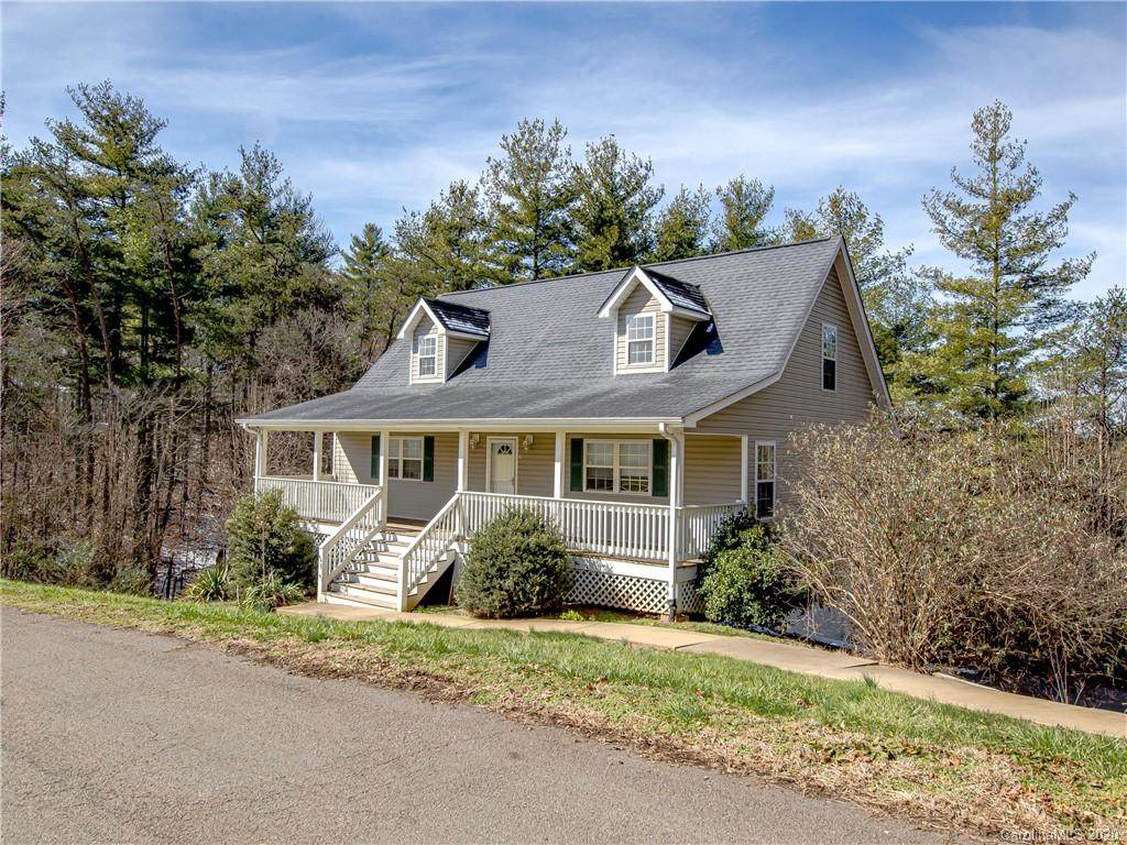 10 Hampton Drive - Photo 1