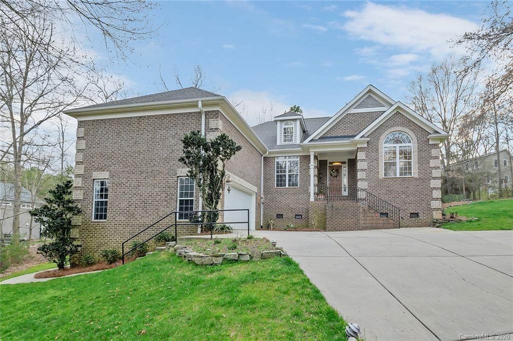 906 Farm Creek Road - Photo 1