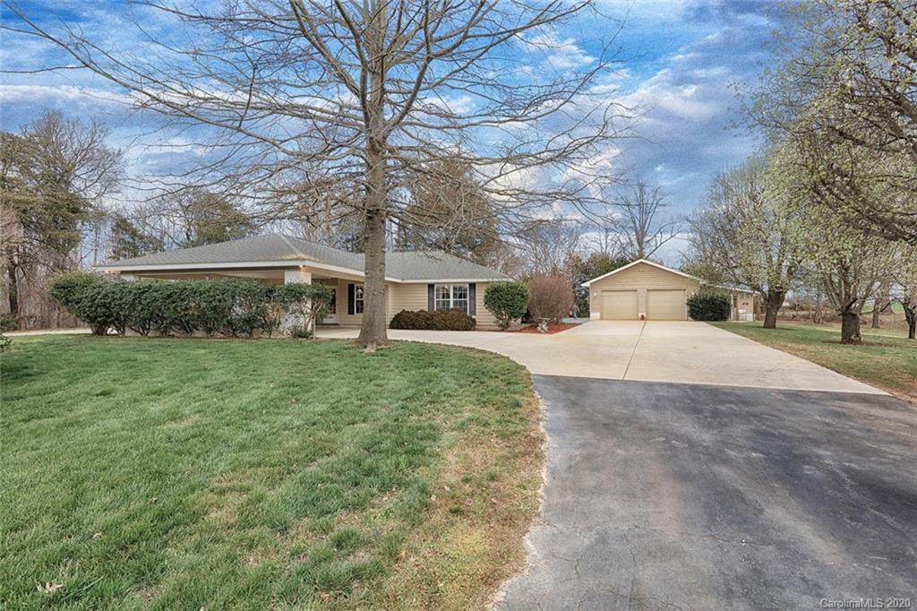 260 Blueberry Hill Drive - Photo 1 260 Blueberry Hill Drive - Photo 1