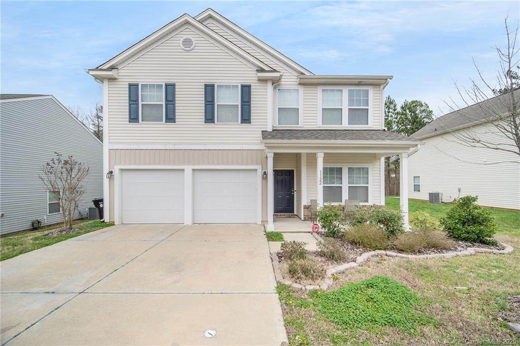 1122 Manston Place - Photo 1