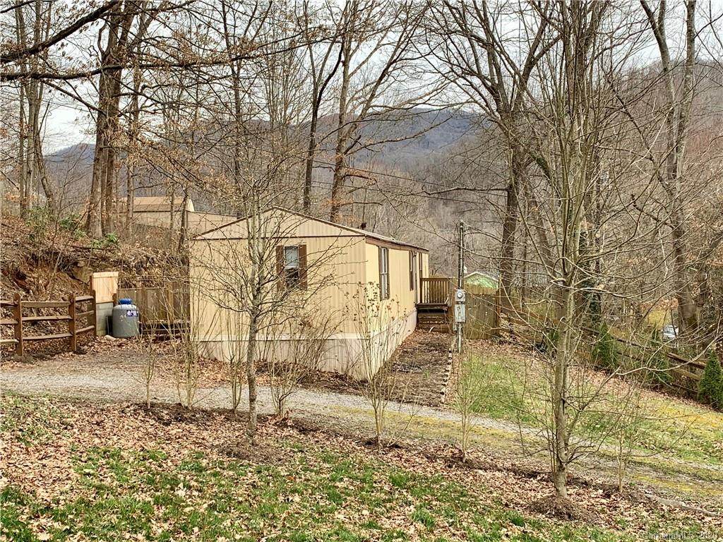120 Red Road - Photo 1