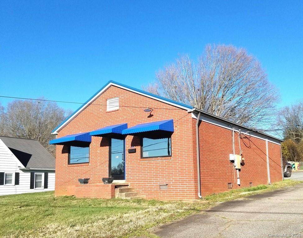 513 Carolina Avenue - Photo 1