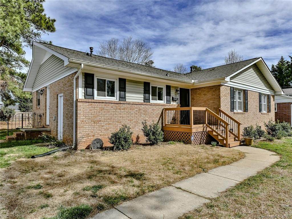 1615 Emerywood Drive - Photo 1 1615 Emerywood Drive - Photo 1