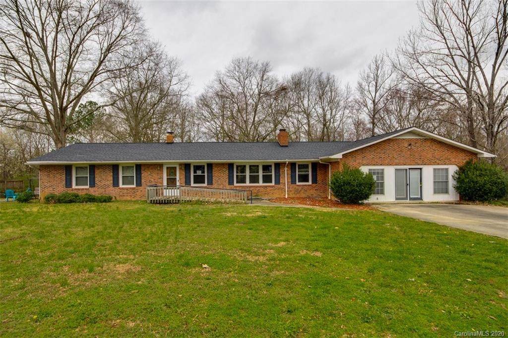 676 Fickling Drive - Photo 1