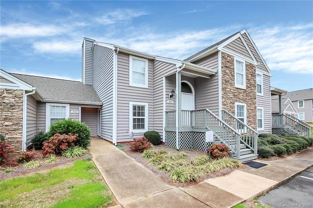 1890 Fairlawn Court - Photo 1