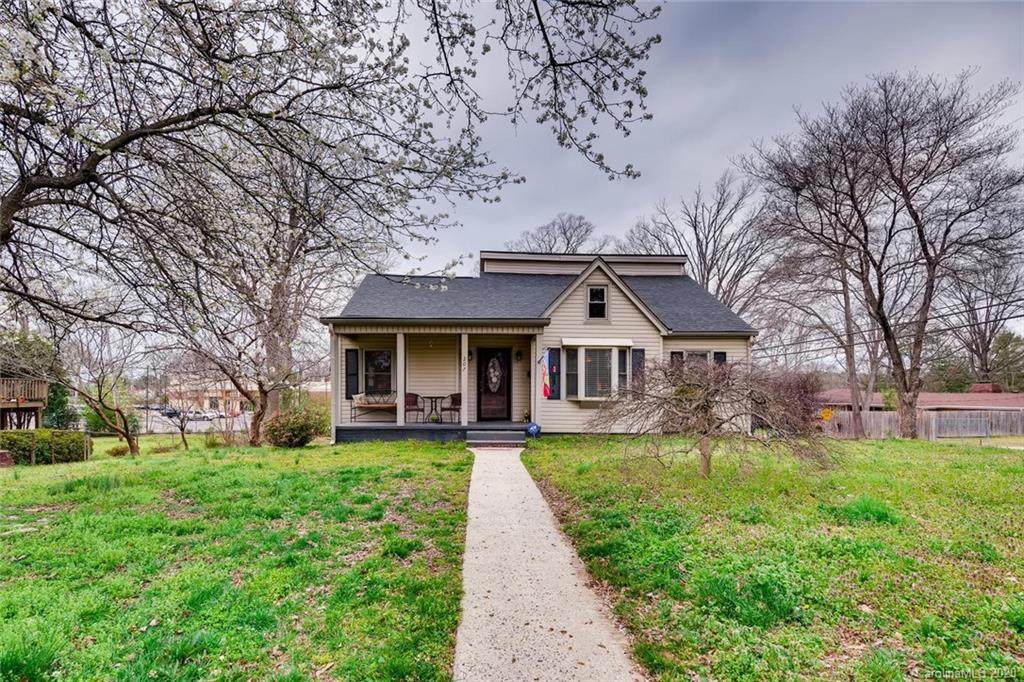 207 Hoffman Street - Photo 1