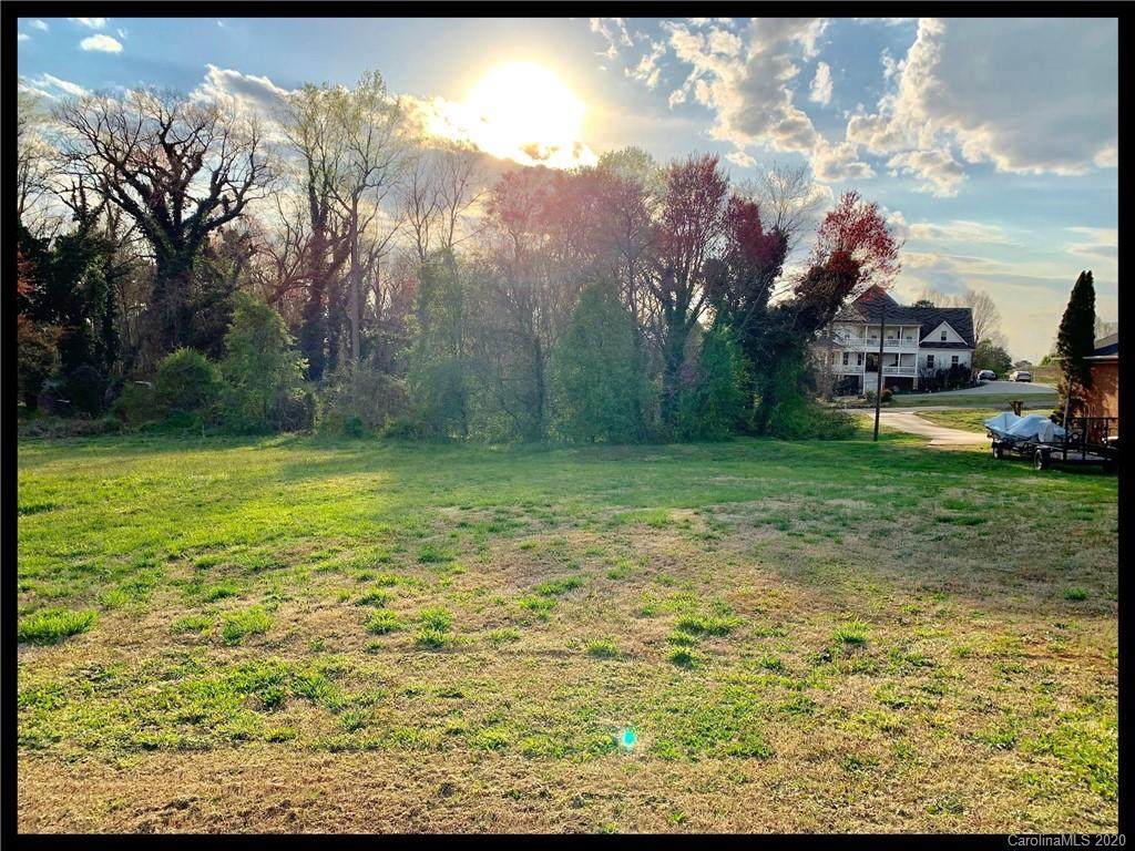 113 Muirfield Drive - Photo 1