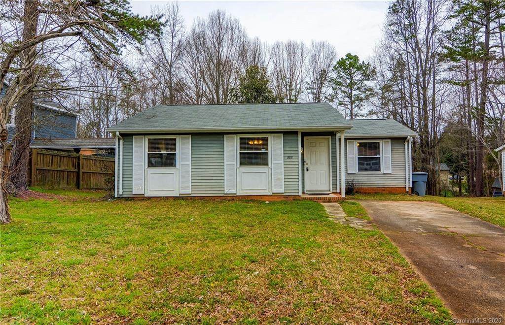 8011 Walnut Creek Lane - Photo 1
