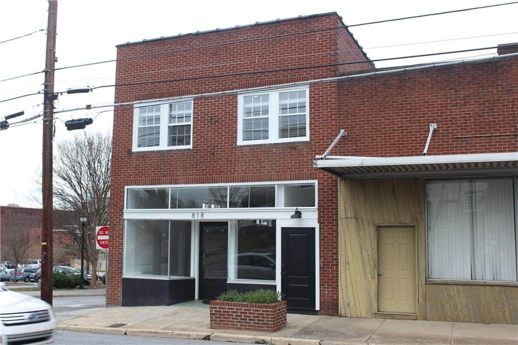 818 Harper Avenue - Photo 1