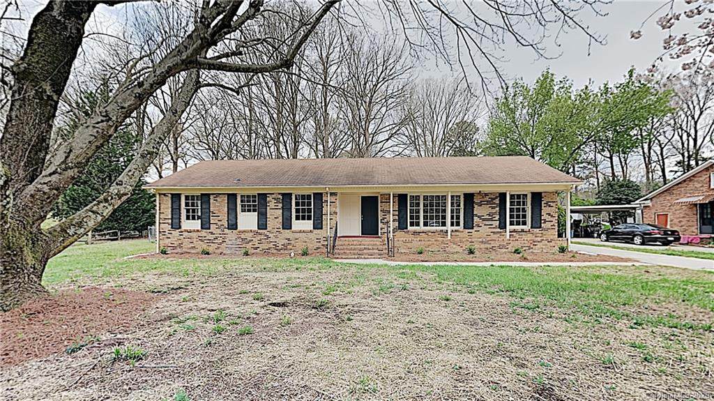 2109 Knickerbocker Drive - Photo 1