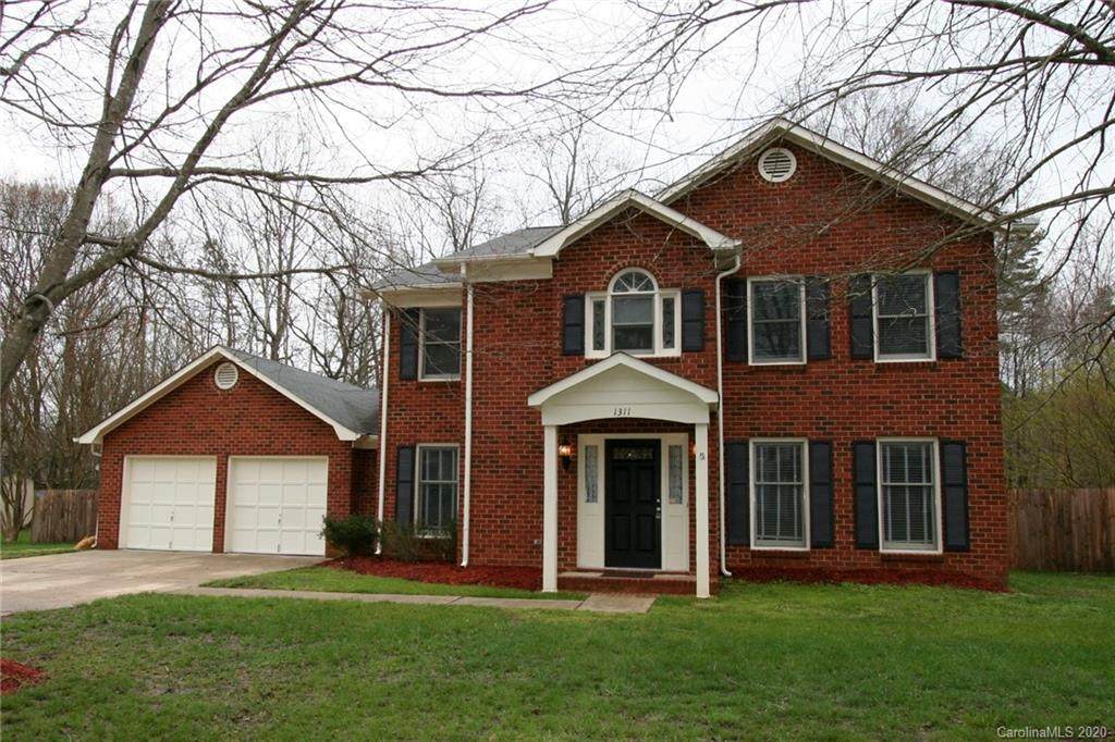 1311 Cindy Carr Drive - Photo 1