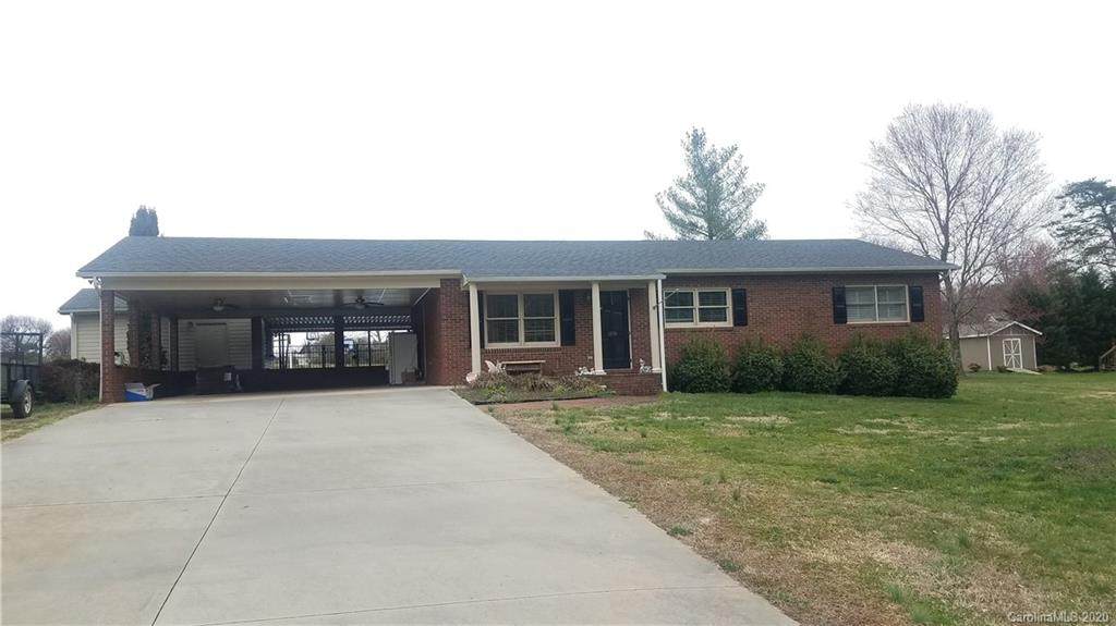 1250 Mountain Glen Circle - Photo 1