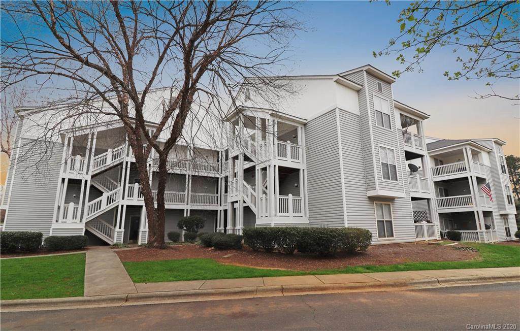 10 Hamiltons Bay Court - Photo 1