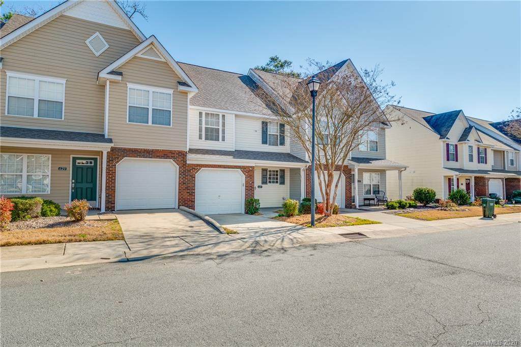 625 Rock Lake Glen - Photo 1