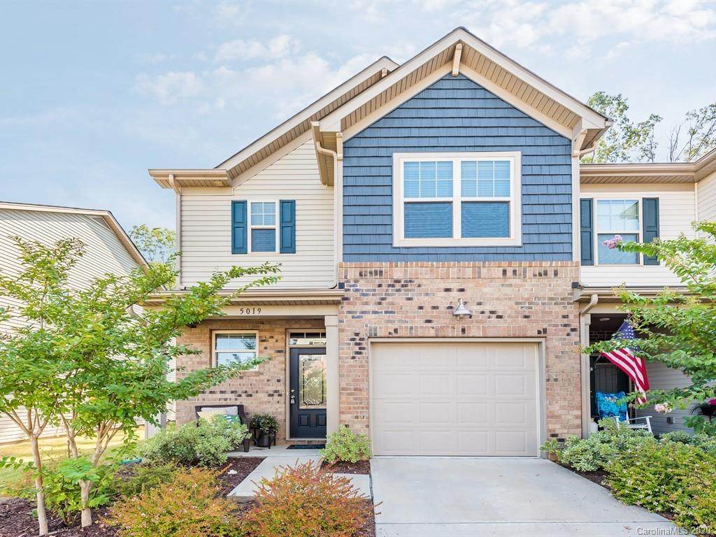 5019 Mockernut Lane - Photo 1