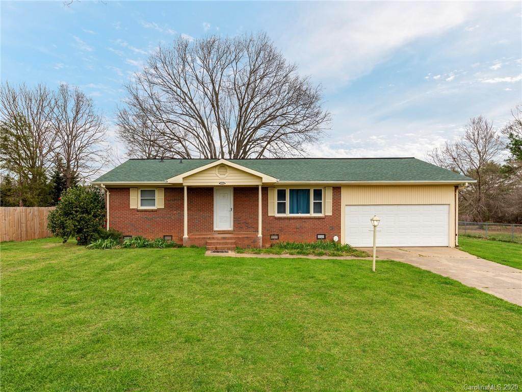 1535 Rolling Meadow Lane - Photo 1