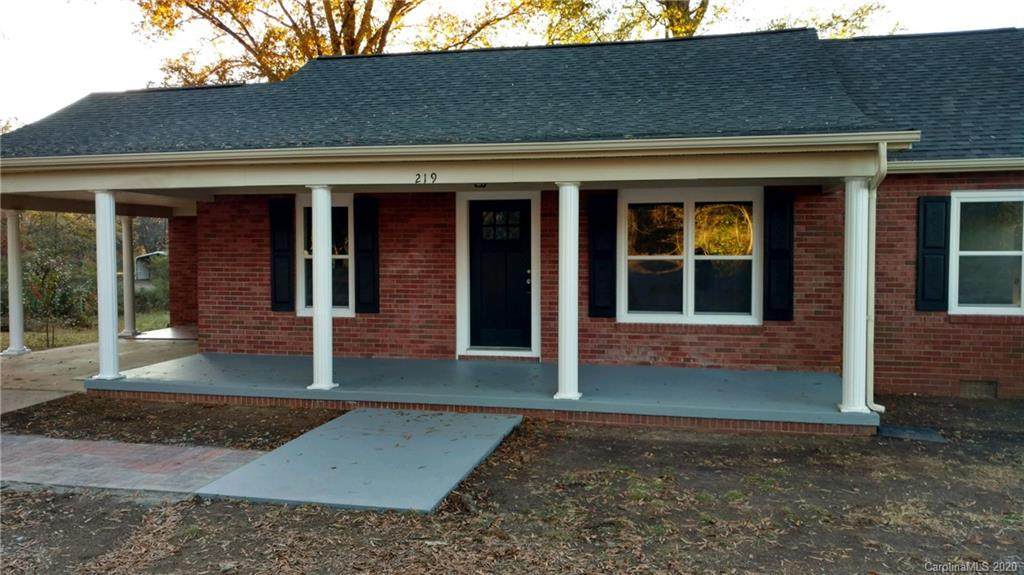 219 Cape Hickory Road - Photo 1