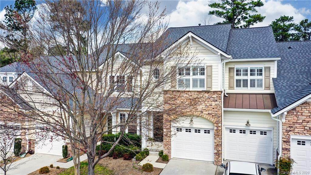 552 Pine Links Drive - Photo 1