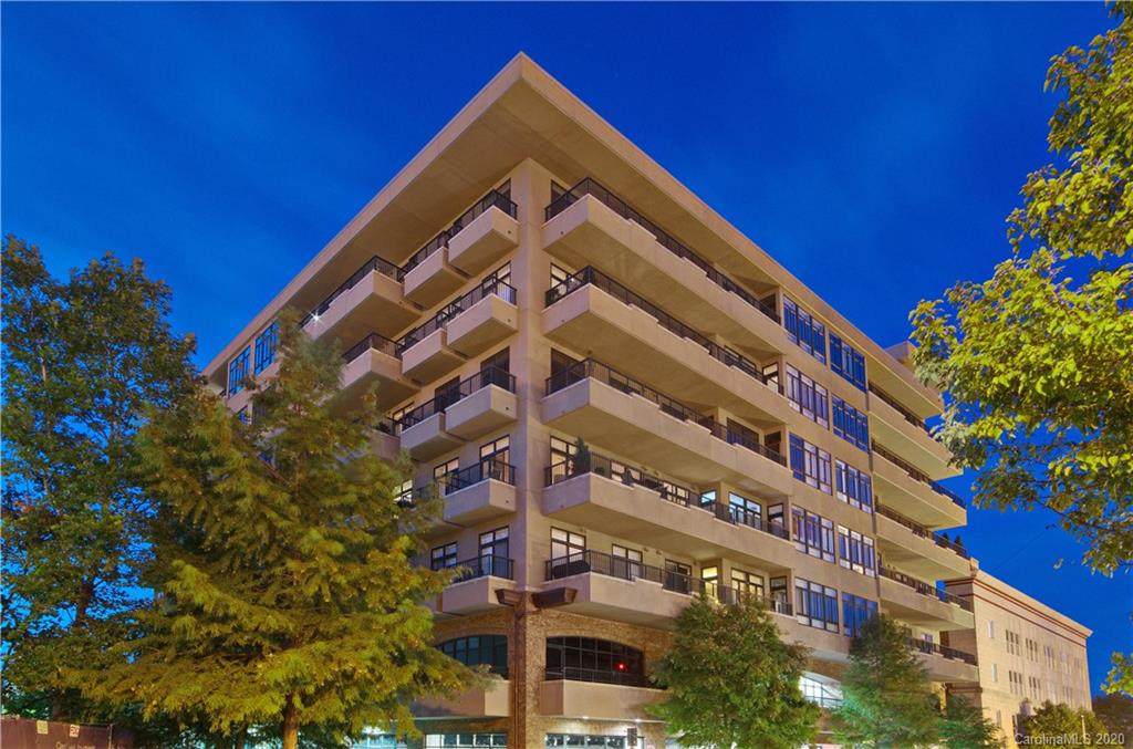 21 Battery Park Avenue - Photo 1