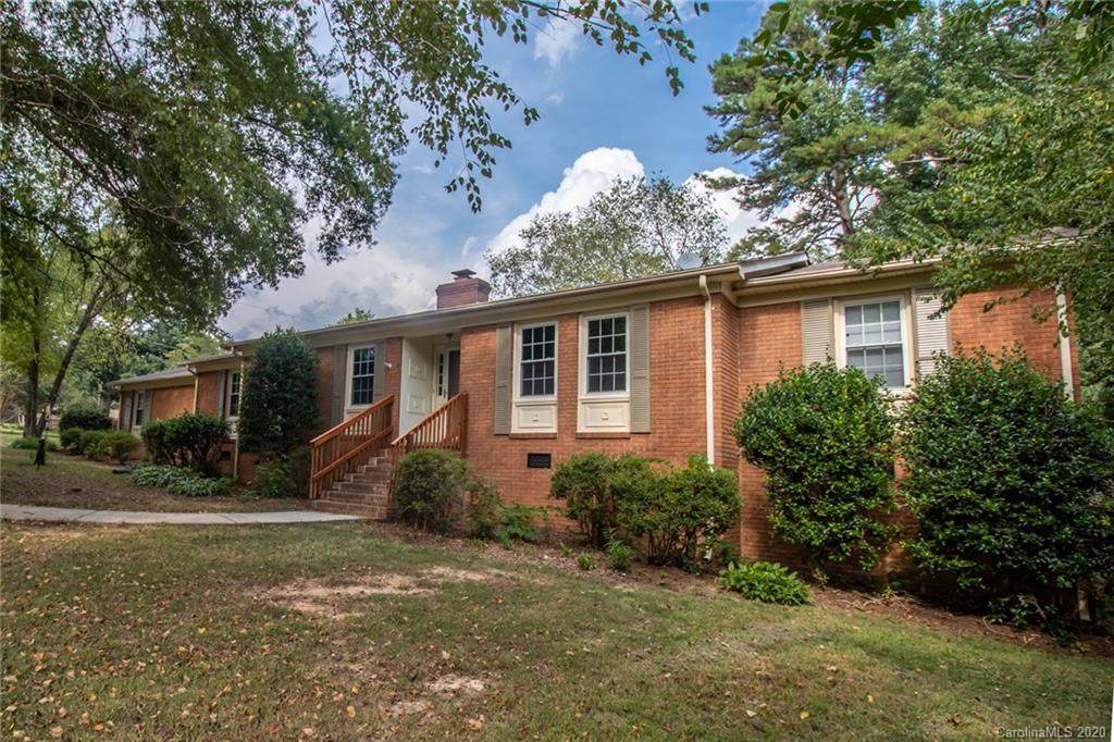 1018 Sprucewood Street - Photo 1