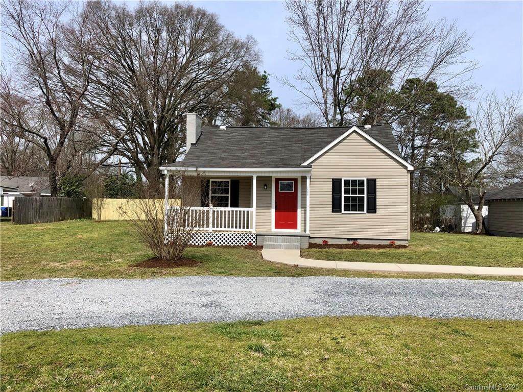 1504 Shelby Road - Photo 1