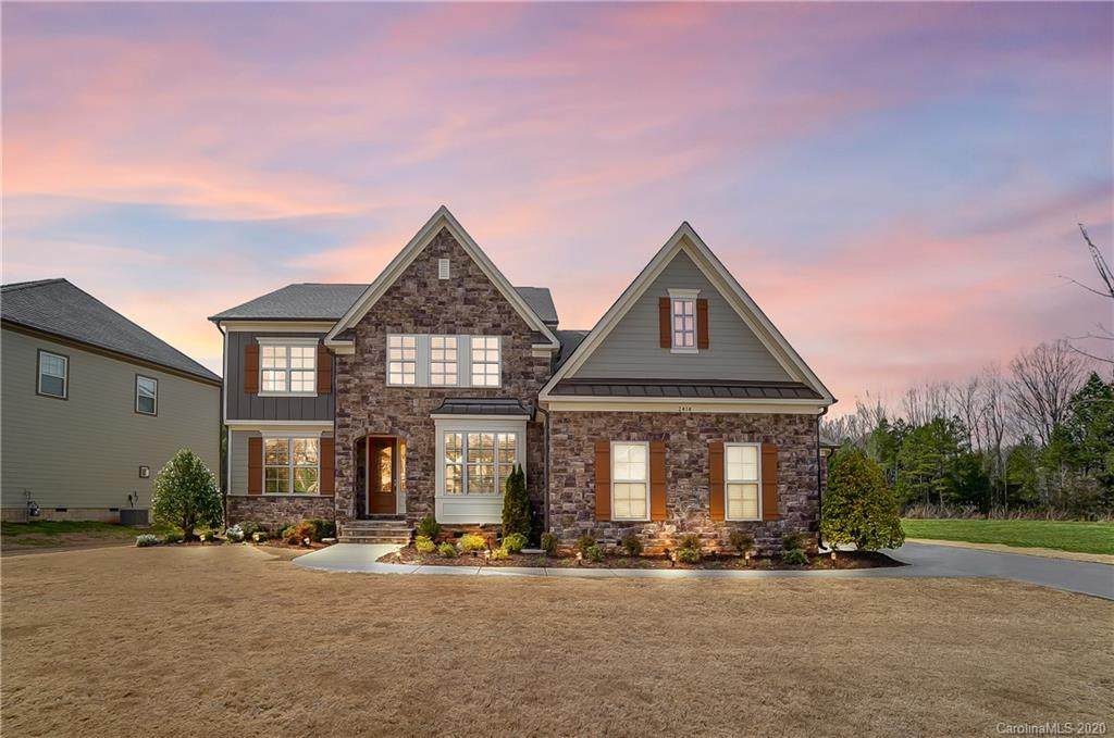 2414 Madeira Circle - Photo 1