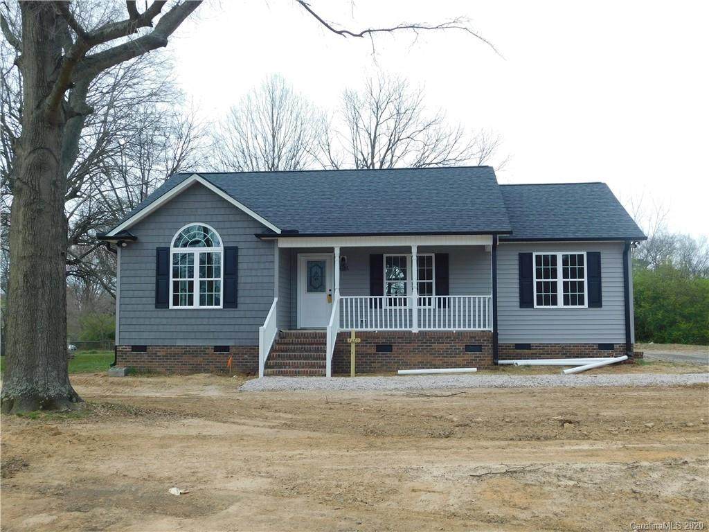1203 Highland Avenue - Photo 1